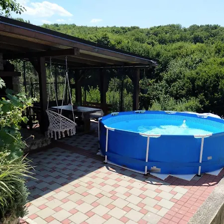 Bee Casa de Férias Visoko